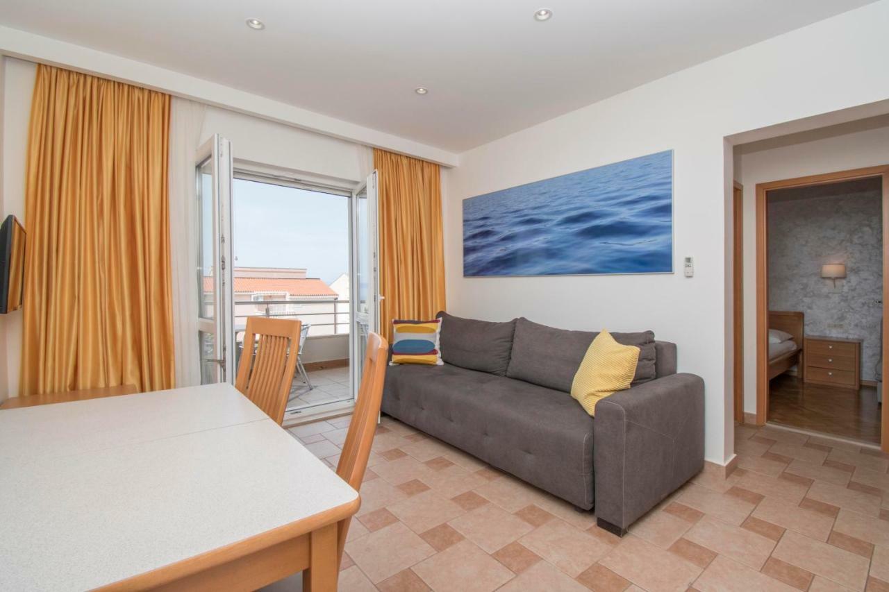 Apartments Antonio Tučepi Εξωτερικό φωτογραφία