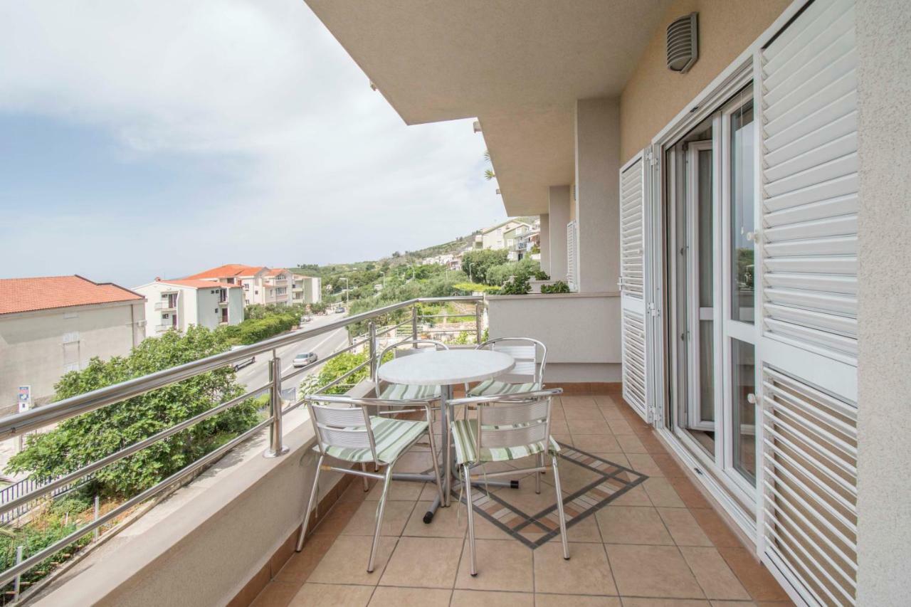Apartments Antonio Tučepi Εξωτερικό φωτογραφία