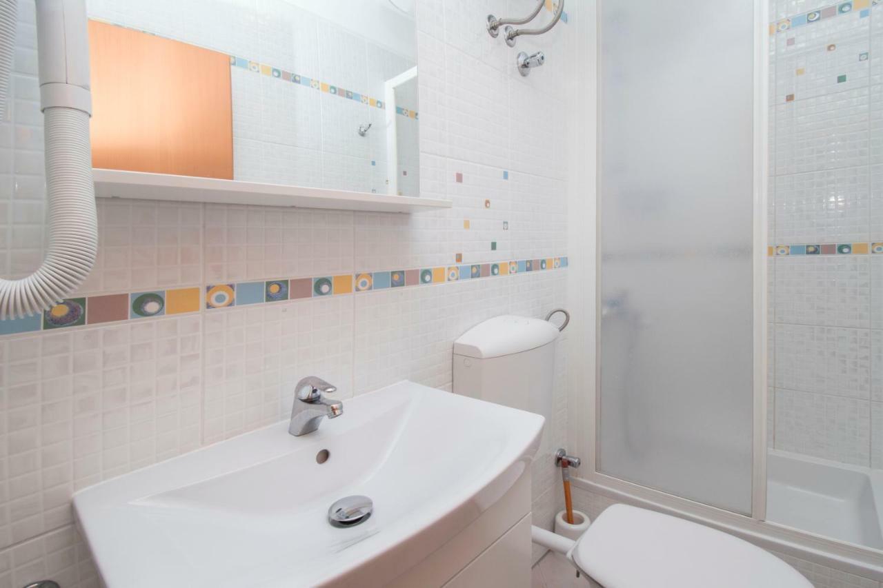 Apartments Antonio Tučepi Εξωτερικό φωτογραφία